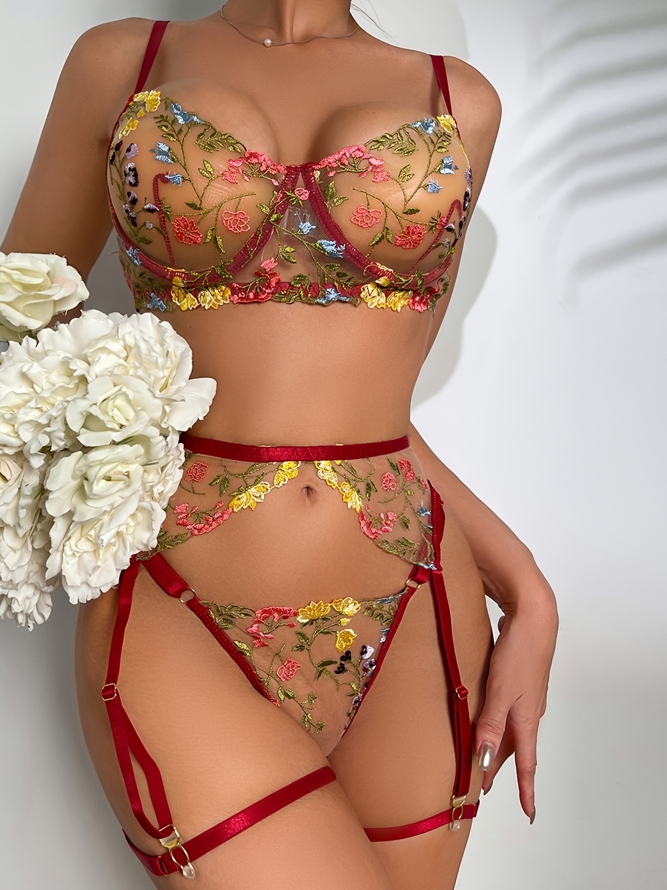 Womens Lace Lingerie Set See Through Sexy Underwear Floral Lace Underwire  Sheer Bra and Panty Set with Garter Belt : : Clothing, Shoes 