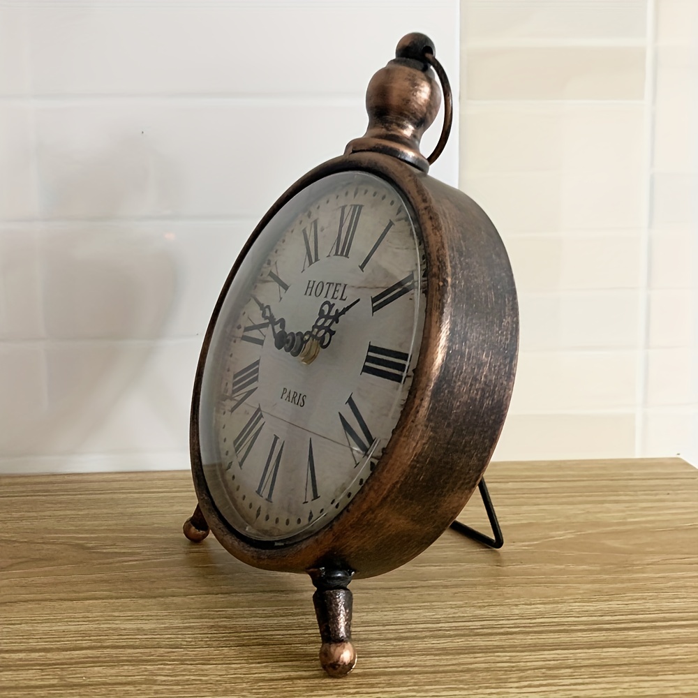 Reloj Mesa Metal Foco Estilo Vintage – Hacemos Arte de tus Sueños…