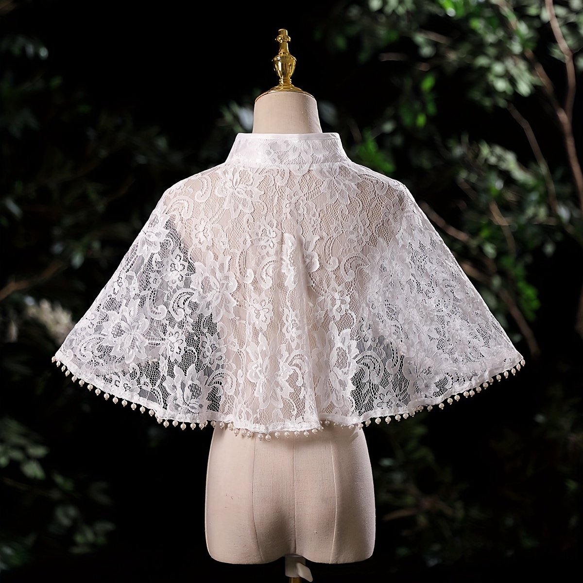 White 2024 lace wrap