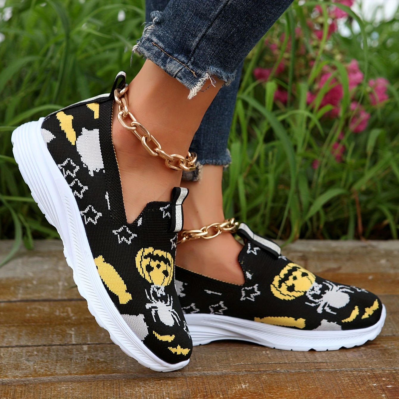 Women's Cartoon Print Knitted Sneakers, Slip On Shock Absorption Flat  Sporty Shoes, Lightweight Low-top Casual Shoes - Temu United Arab Emirates