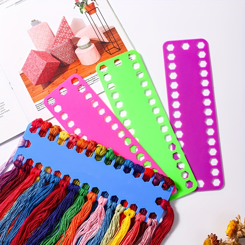 100Pcs Random Colors Plastic Floss Bobbin Sewing Thread Winding Plate Board  Card Cotton Thread Cross Stitch Embroidery Thread Bobbins Organizer