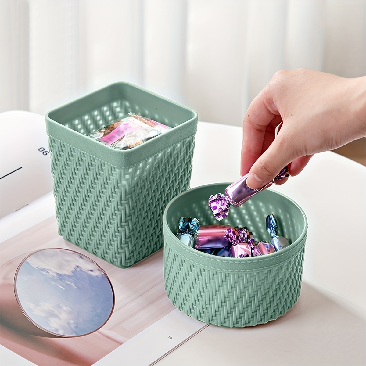 1pc Plastic Storage Basket For Desktop Snacks And Small Items