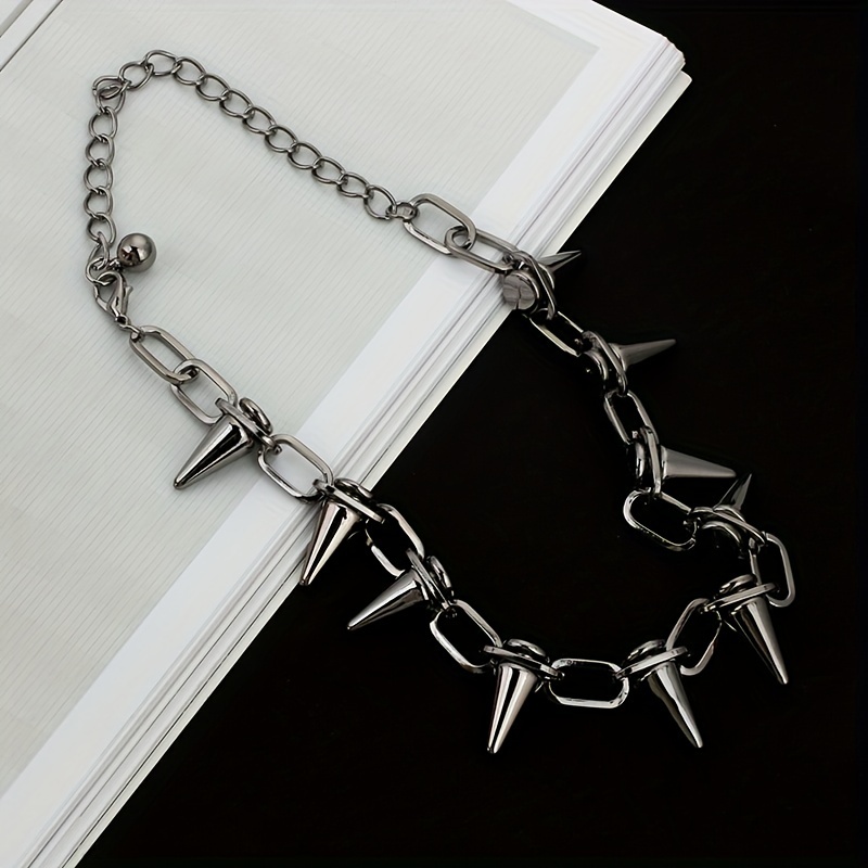 Rock Gothic Rivet Material Choking Round Punk Necklace
