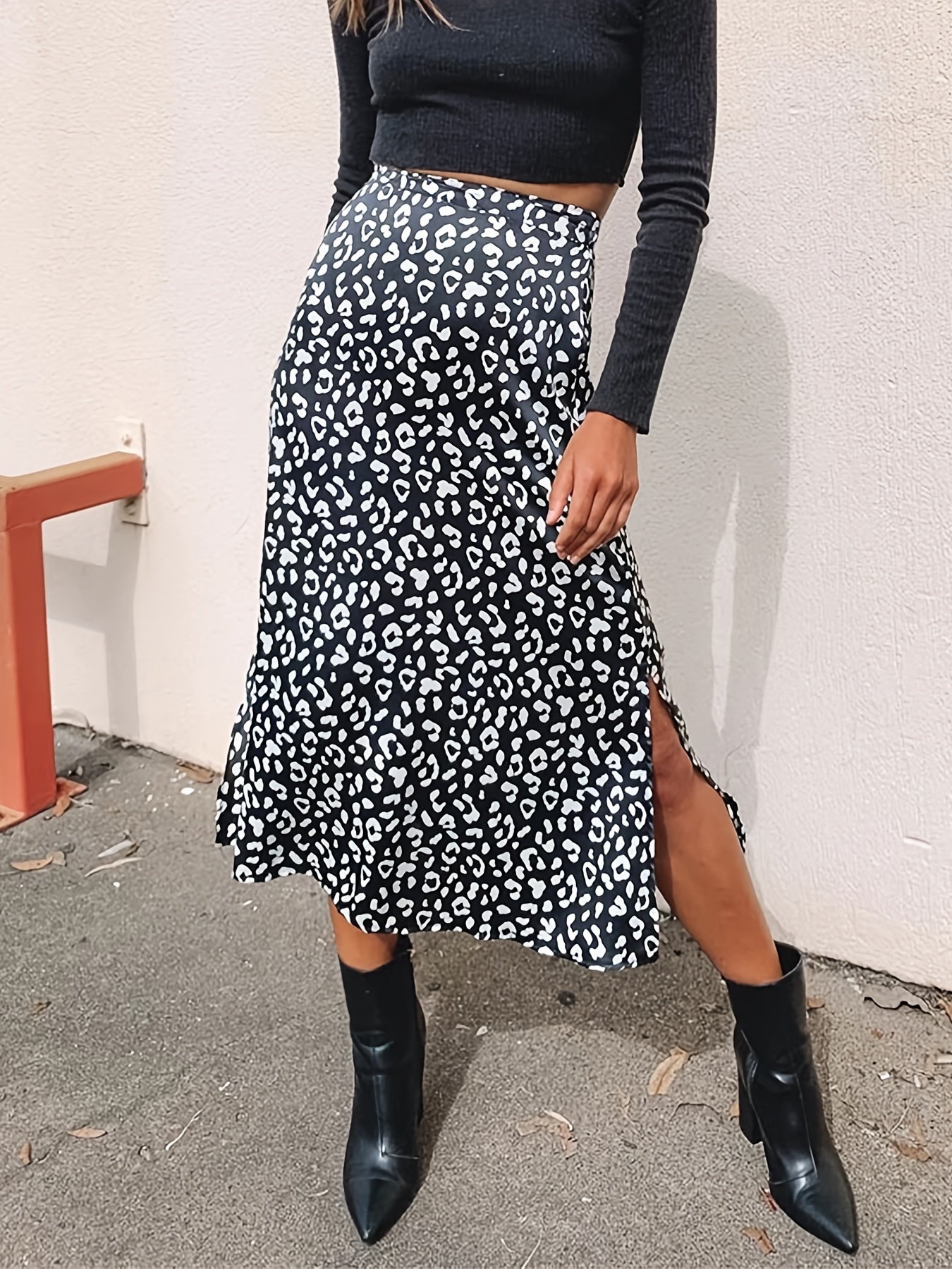 Leopard hotsell zipper skirt