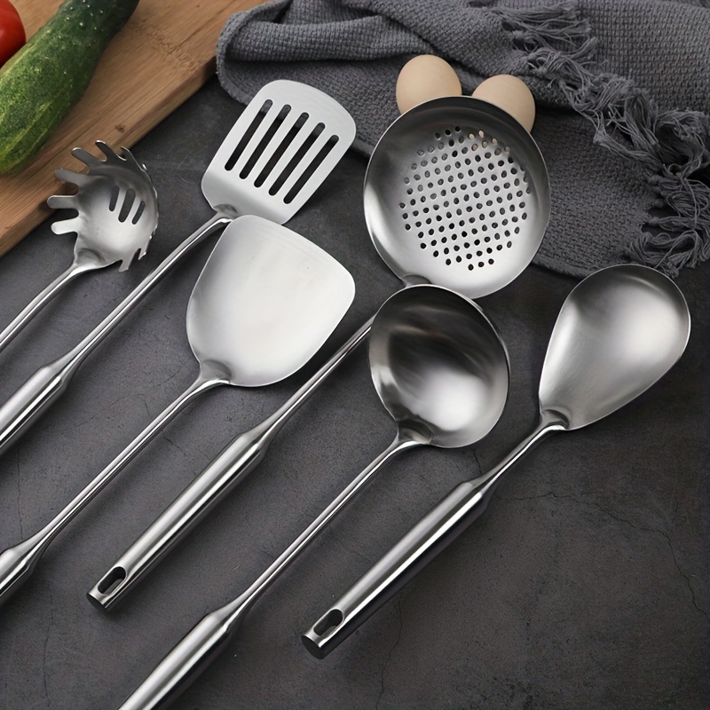 1pc Stainless Steel Household Kitchen Cooking Utensils With Wooden Handle,  Including A Soup Ladle, A Skimmer, And A Spatula