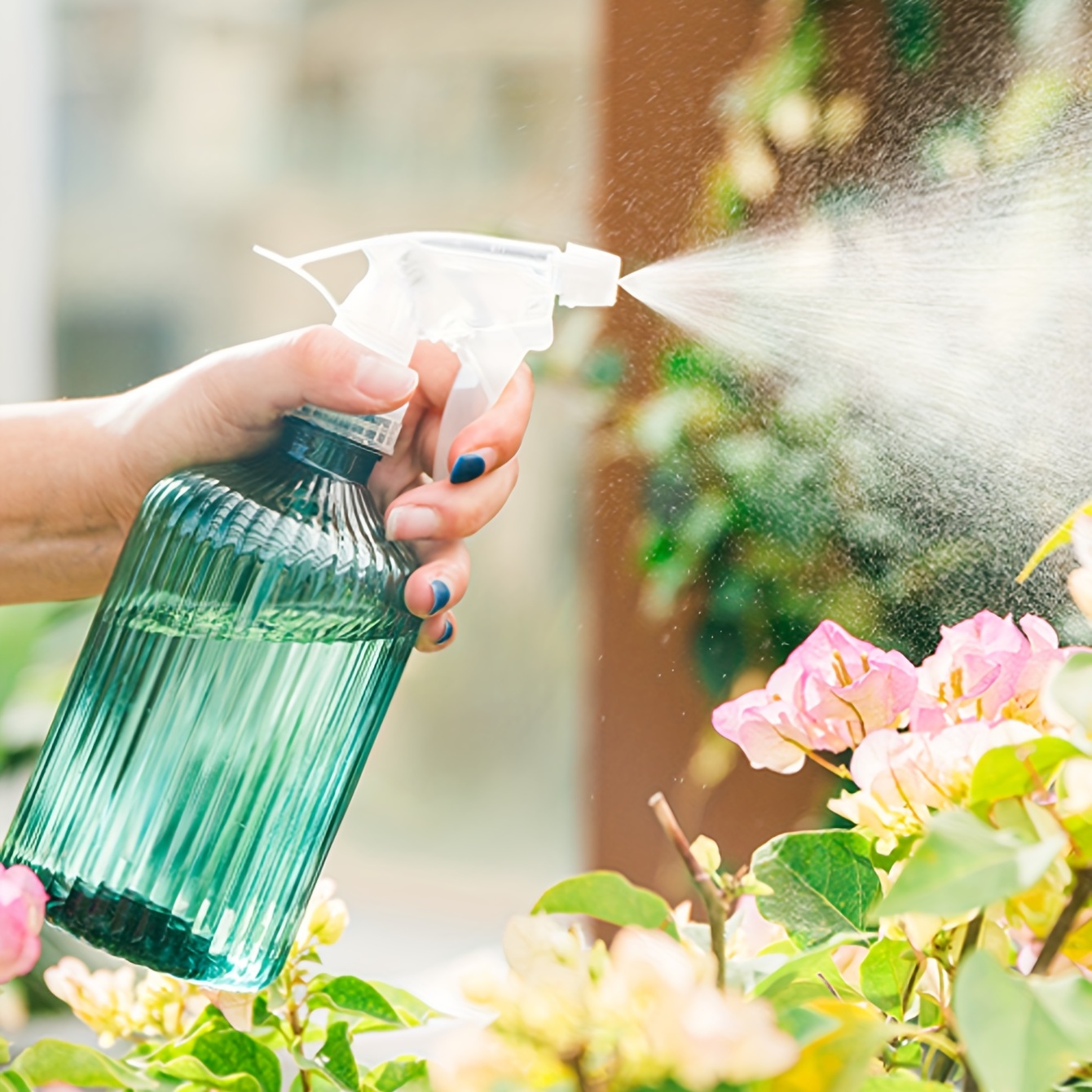 2 Liter Spray Bottle, Plastic Clear Watering Can Spray Air Pressure Spray  Bottle With Adjustable Nozzle For Cleaning Plants Garden Flowers Succulent  P
