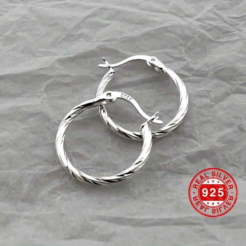 Zilveren kleine oorknopjes, stekers 5mm balletjes Zilveren kleine oorknopjes, stekers 5mm balletjes
