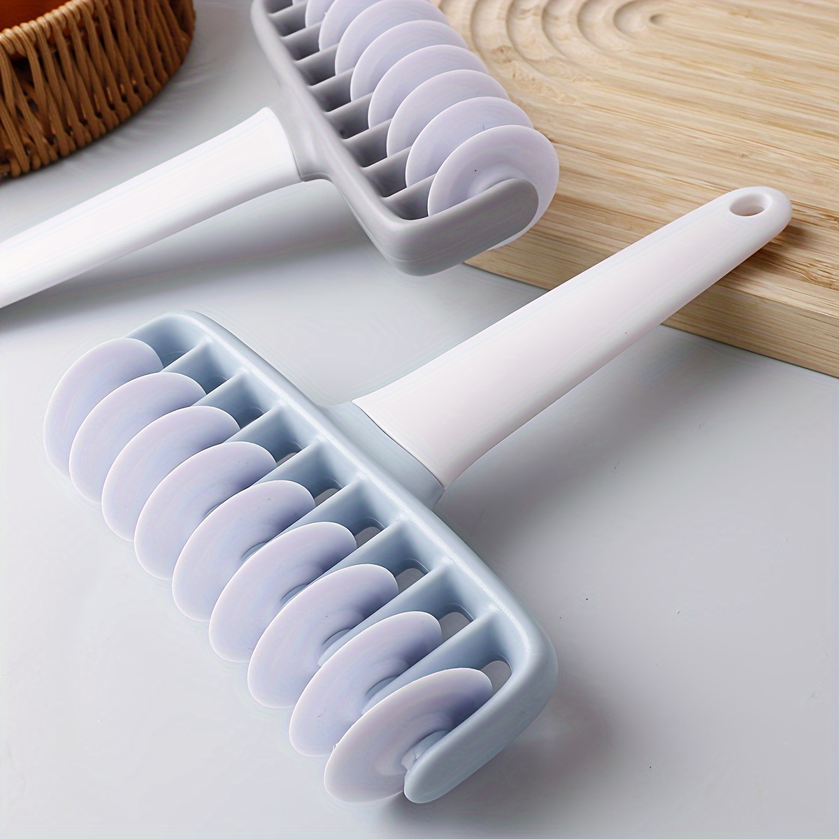 Plastic Kitchen Accessories, Plastic Pasta Tools Cutter