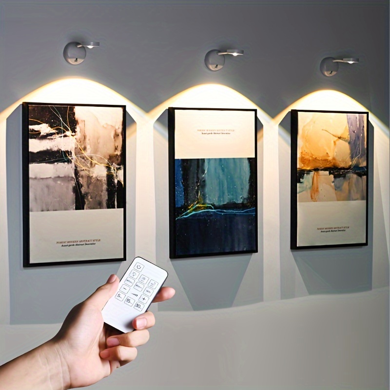 Foco LED inalámbrico, iluminación de acento a batería con 2 controles  remotos, luz de arte inalámbrica para pinturas, cabezal de luz giratorio,  luces