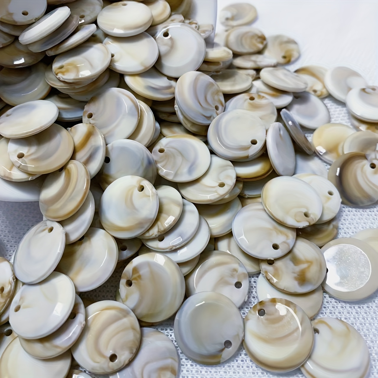 25pcs 16*3mm Beach Seaside Round Seashell Handmade Jewelry Accessories Pendants, Irregular Pattern Decorative Charms For Necklaces, Bracelets, Anklets