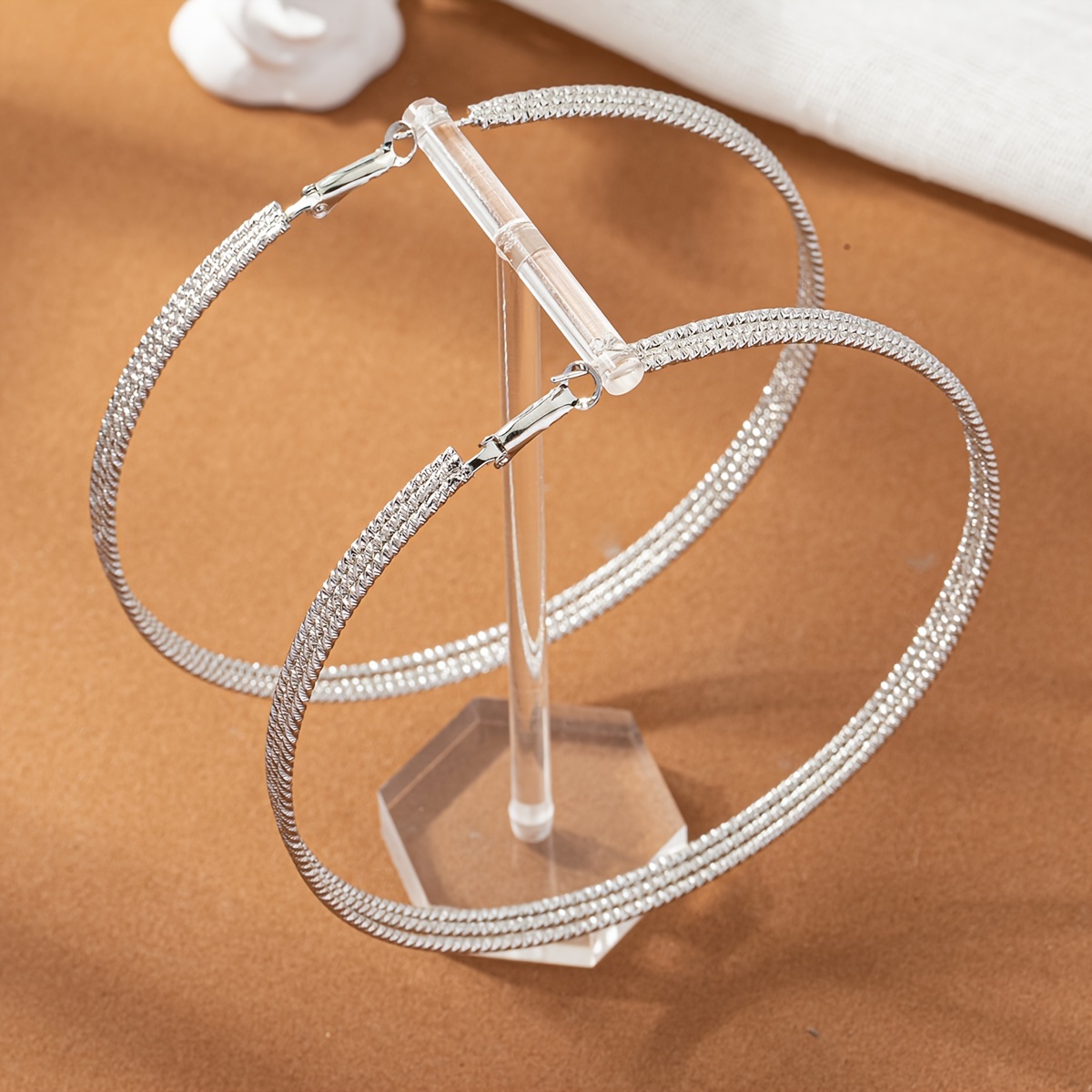 A Pair Of Geometric Metal Large Fashionable Simple Earrings