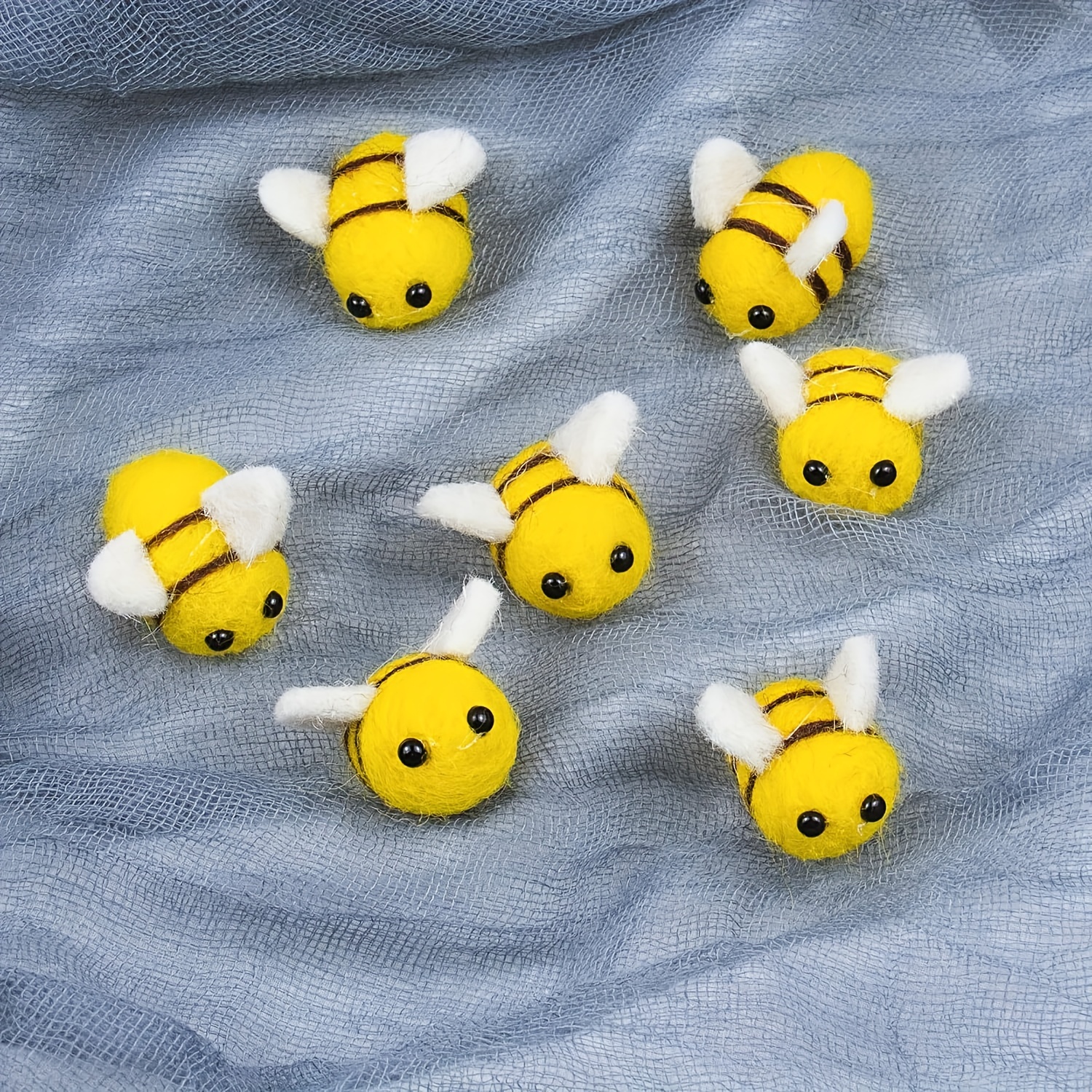 CINPIUK 12 Set Felt Bees for Crafts, Wool Felt Bumble Bee Plush for Tiered  Tray Decoration Party Favors DIY Craft Jewelry Accessory