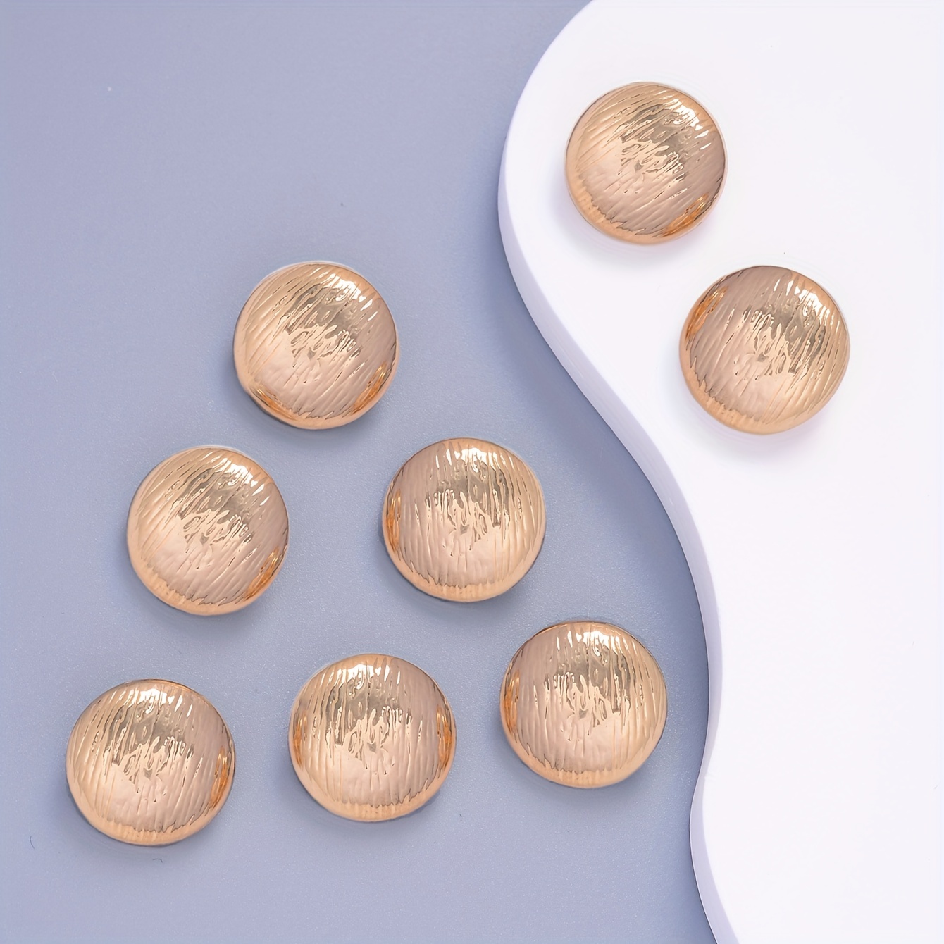 Golden Metal Buttons Sweater Shire Buttons High end Clothing