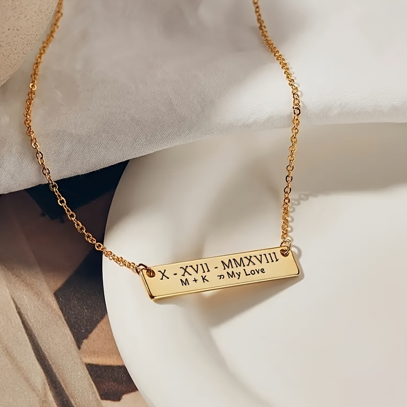 Personalized Pillar Bar Pendant Necklace for Mom in silver, gold and rose  gold