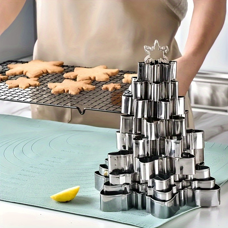 Stainless Steel Biscuit Mold Kitchen Round Cookie Cutter Set