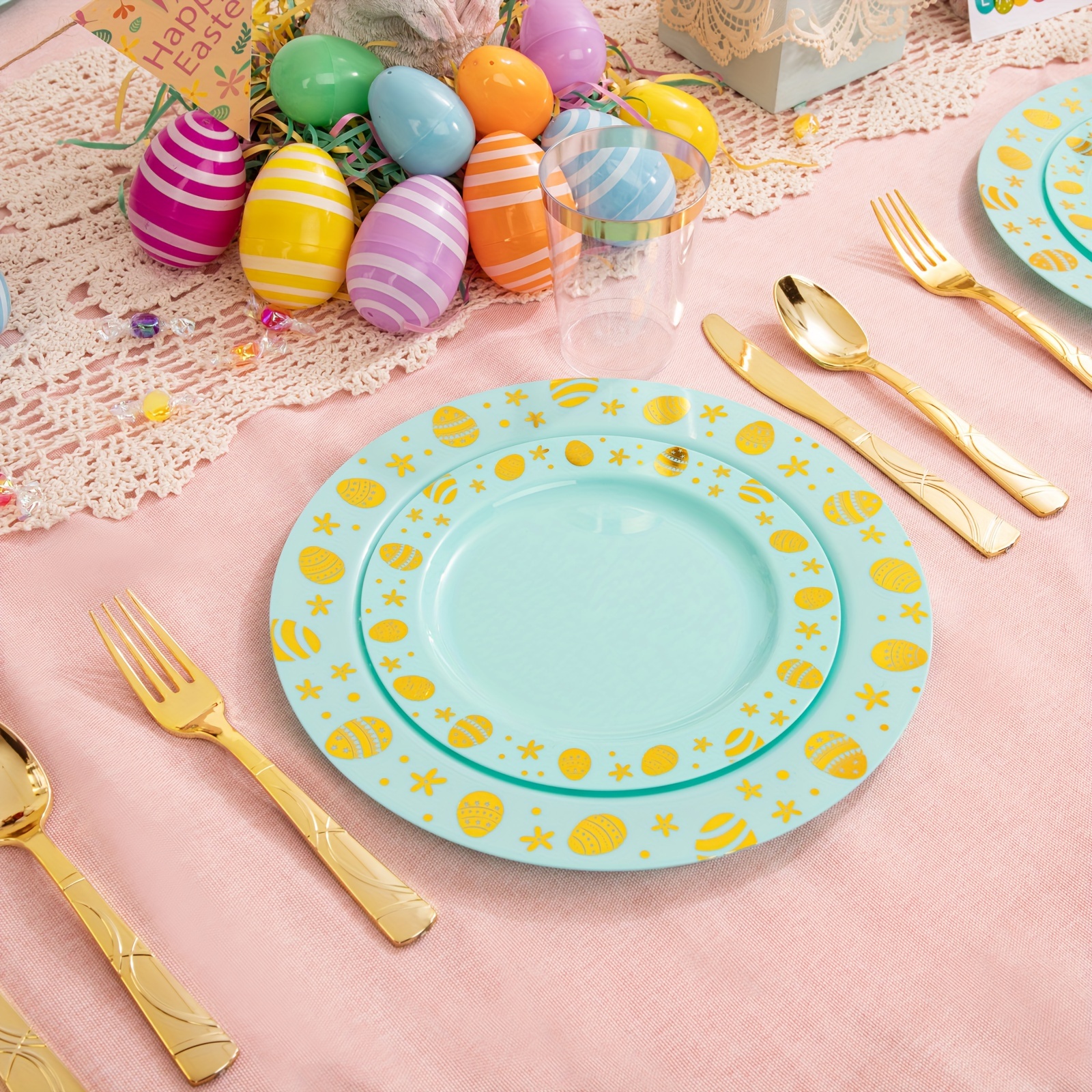 Plastic 2024 easter plates