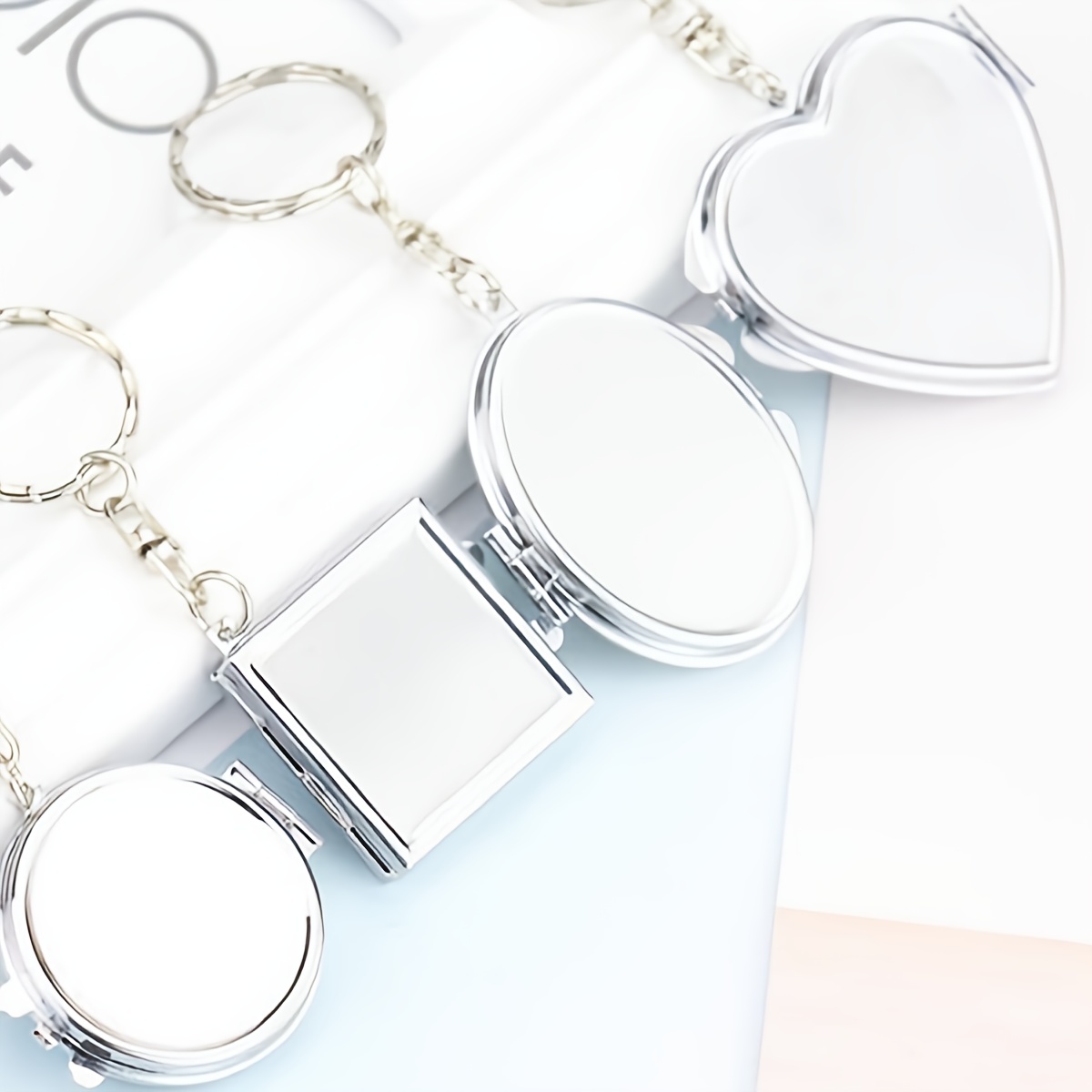 Love Key Chain Heart Shaped Compact Travel Pocket Mirror Compact Makeup Mirror  Keychain For Women - Beauty & Health - Temu