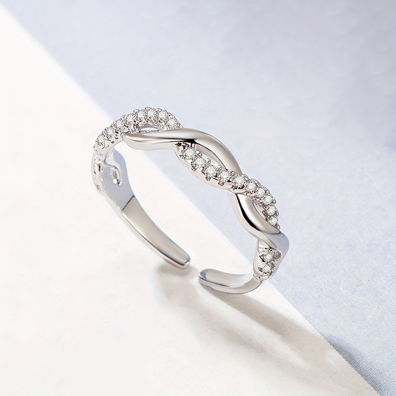1pc Easy Temperament Irregular Geometric Inlaid Light Luxury Niche Ring