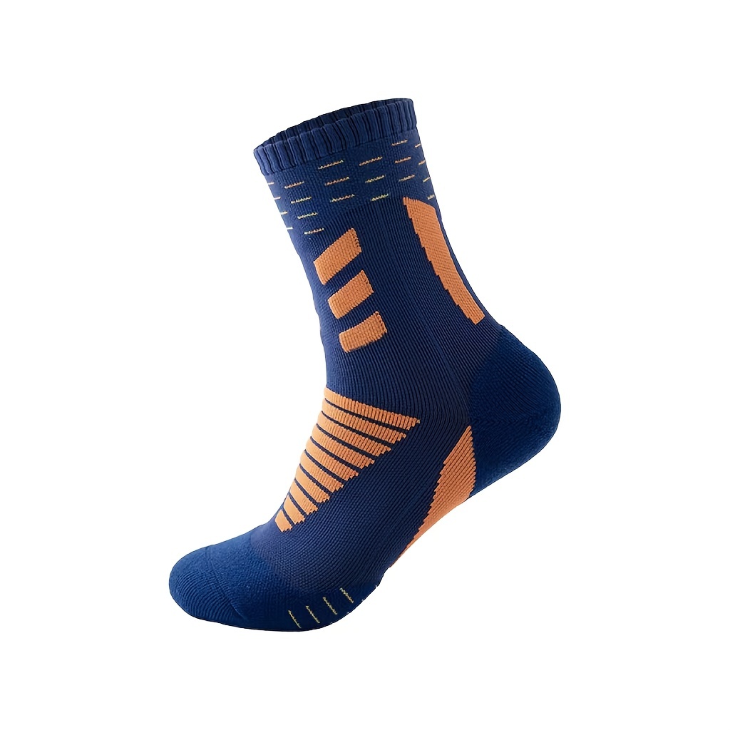 Men's Moisture Wicking Hiking Socks with Cushioning