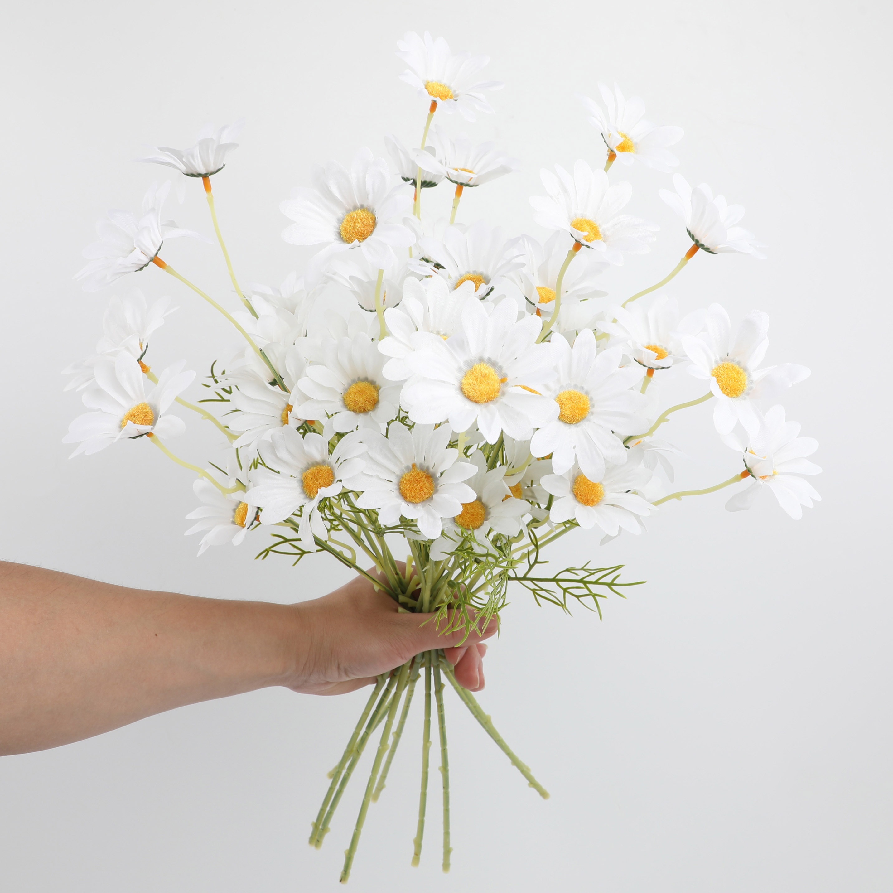 

10pcs, Artificial Flower Simulation Small Chamomile, High-end Simulation Bouquet, Suitable For Customers Hotel Decoration, Outdoor Garden Window Decoration, Wedding Party Decoration