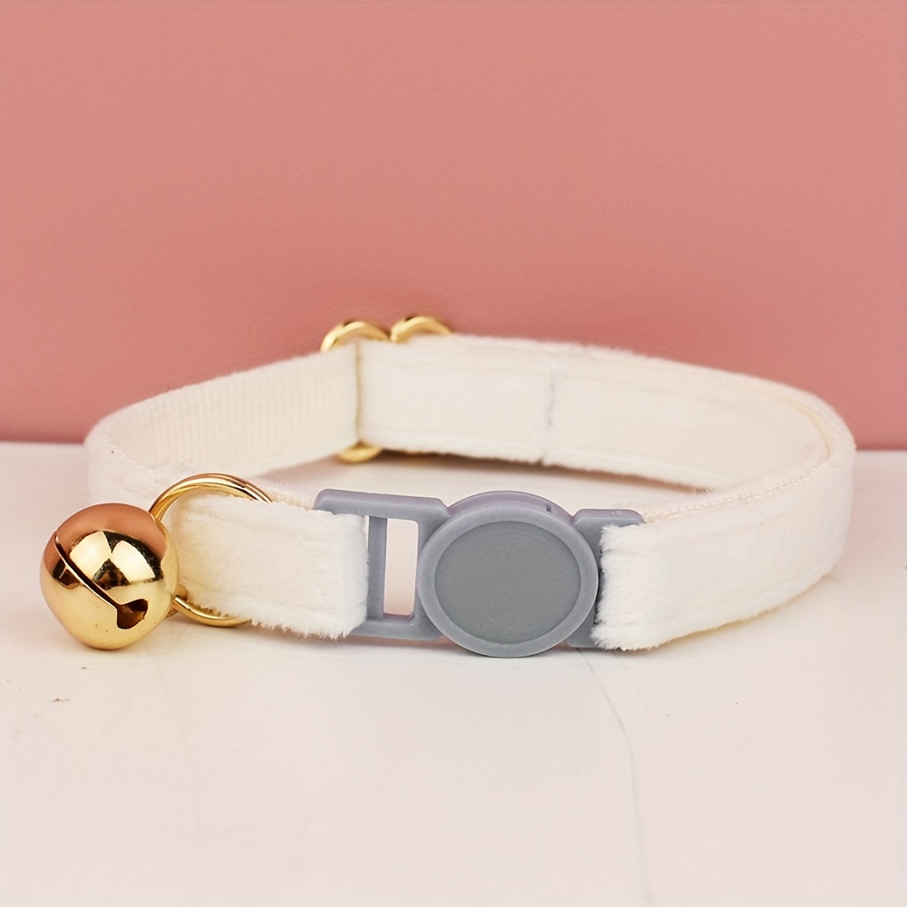 Velvet clearance kitten collar