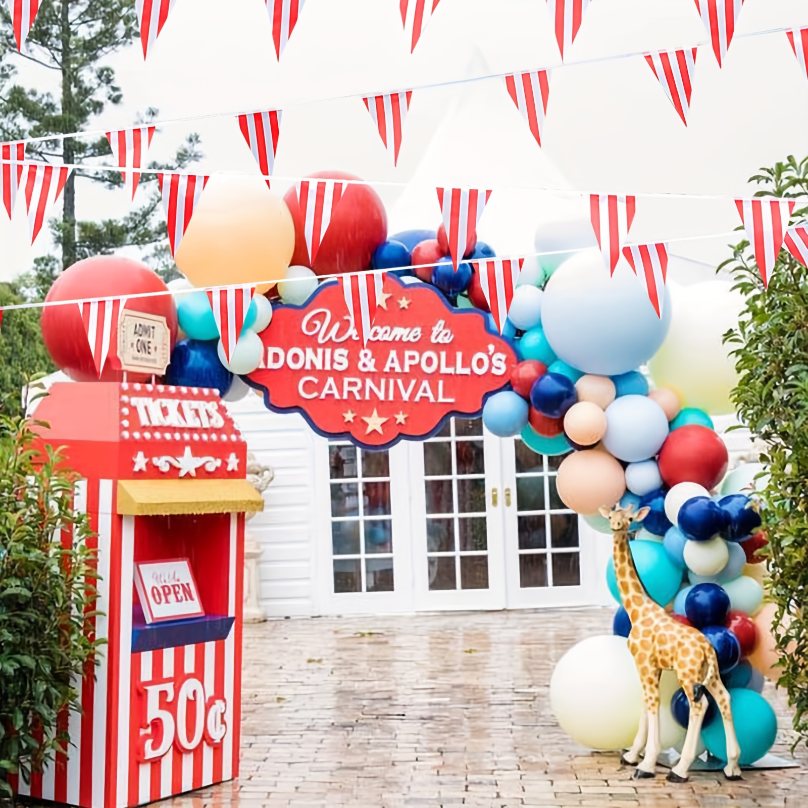 sfondo di Carnevale a strisce rosse e bianche