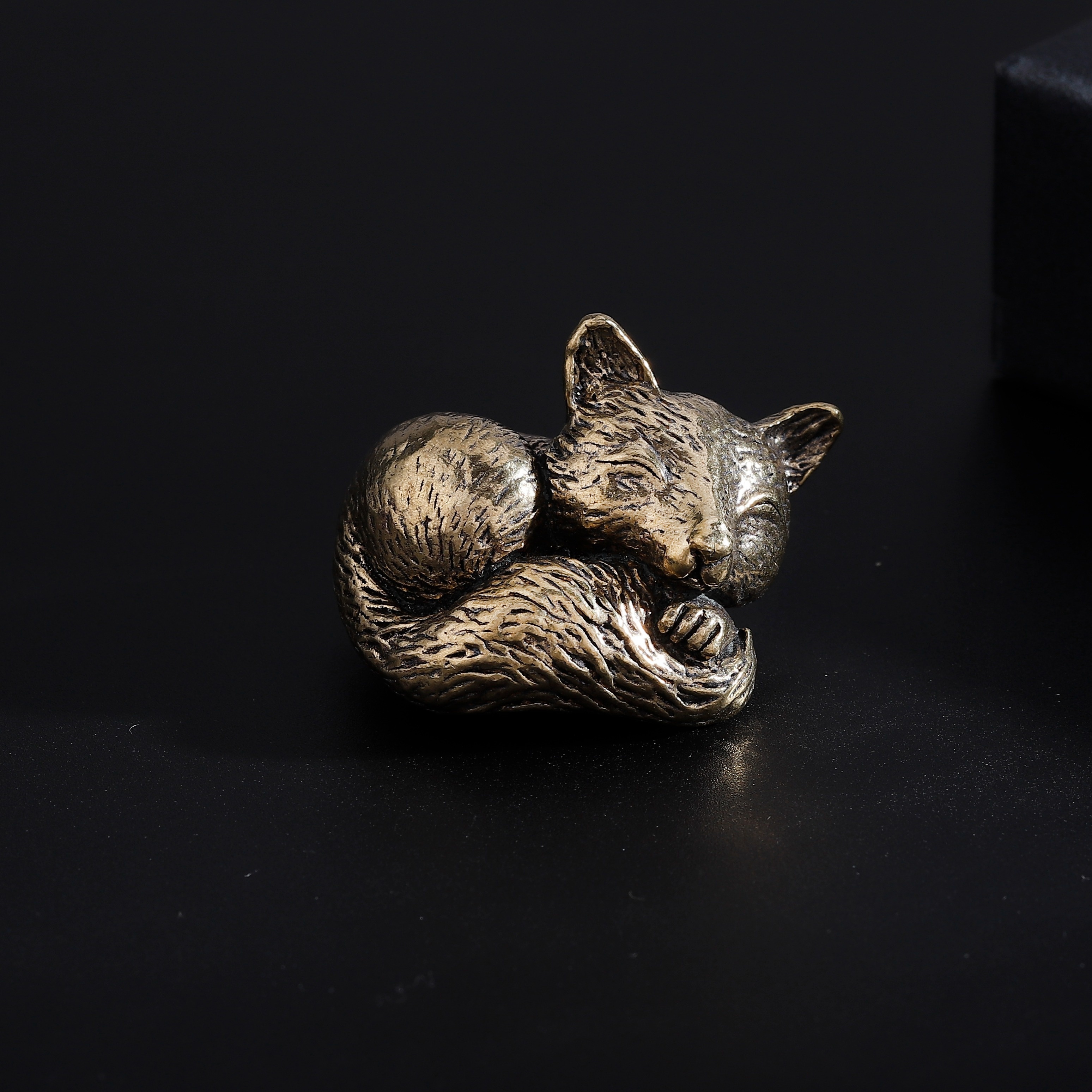 Vintage Sleeping Fox Ornament Antique Brass Metal Animal - Temu