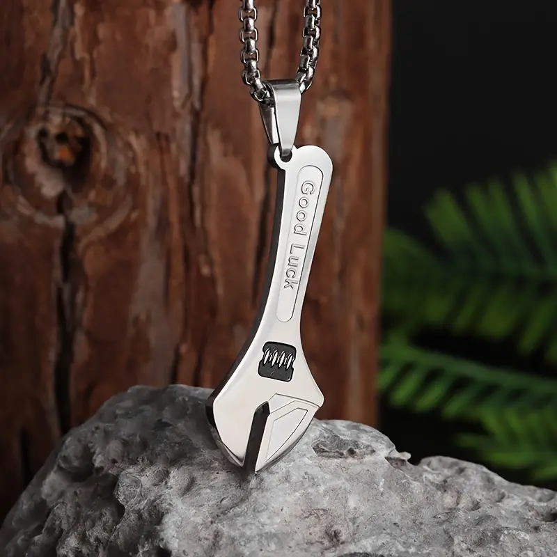 1pc Mode Edelstahl Reparatur Werkzeuge Kleine Schlüssel Anhänger Halskette  Für Männer Damen, Trendy Hip Hop Rock Schmuck Geschenke - Schmuck &  Accessoires - Temu