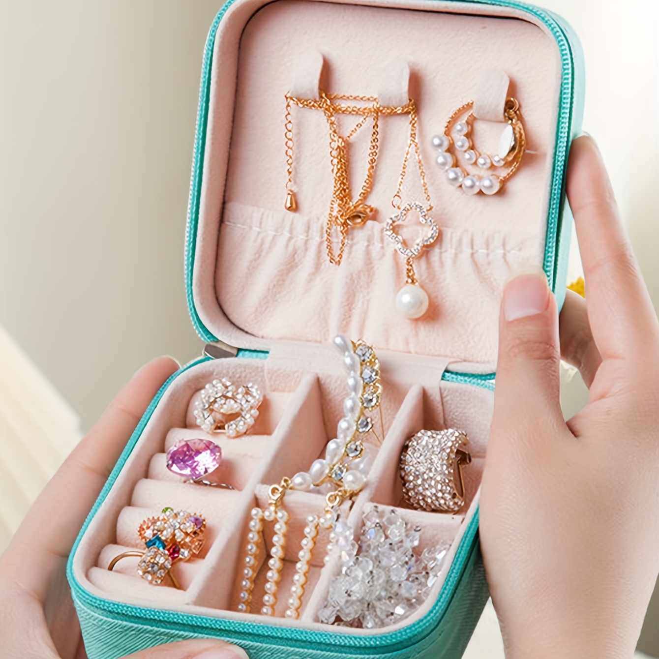 Travel Jewelry Box Pu Leather Small Jewelry Organizer Women - Temu