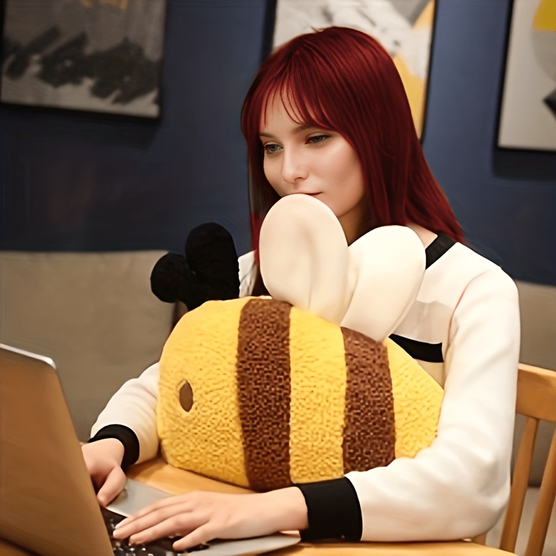 Q Version Cartoon Little Bee Plush Toy Bee Doll