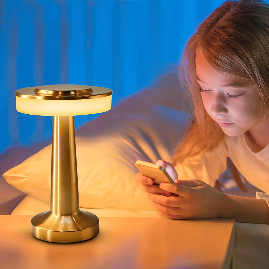 

Portable Metal Led Desk Lamp, 3 Colors Touch Sensor Control Rechargeable Desk Lamp, 3 Brightness Levels Bedside Lamp, Night Light, Dining Room Lamp, Desk Lamp For Room Decor (golden)