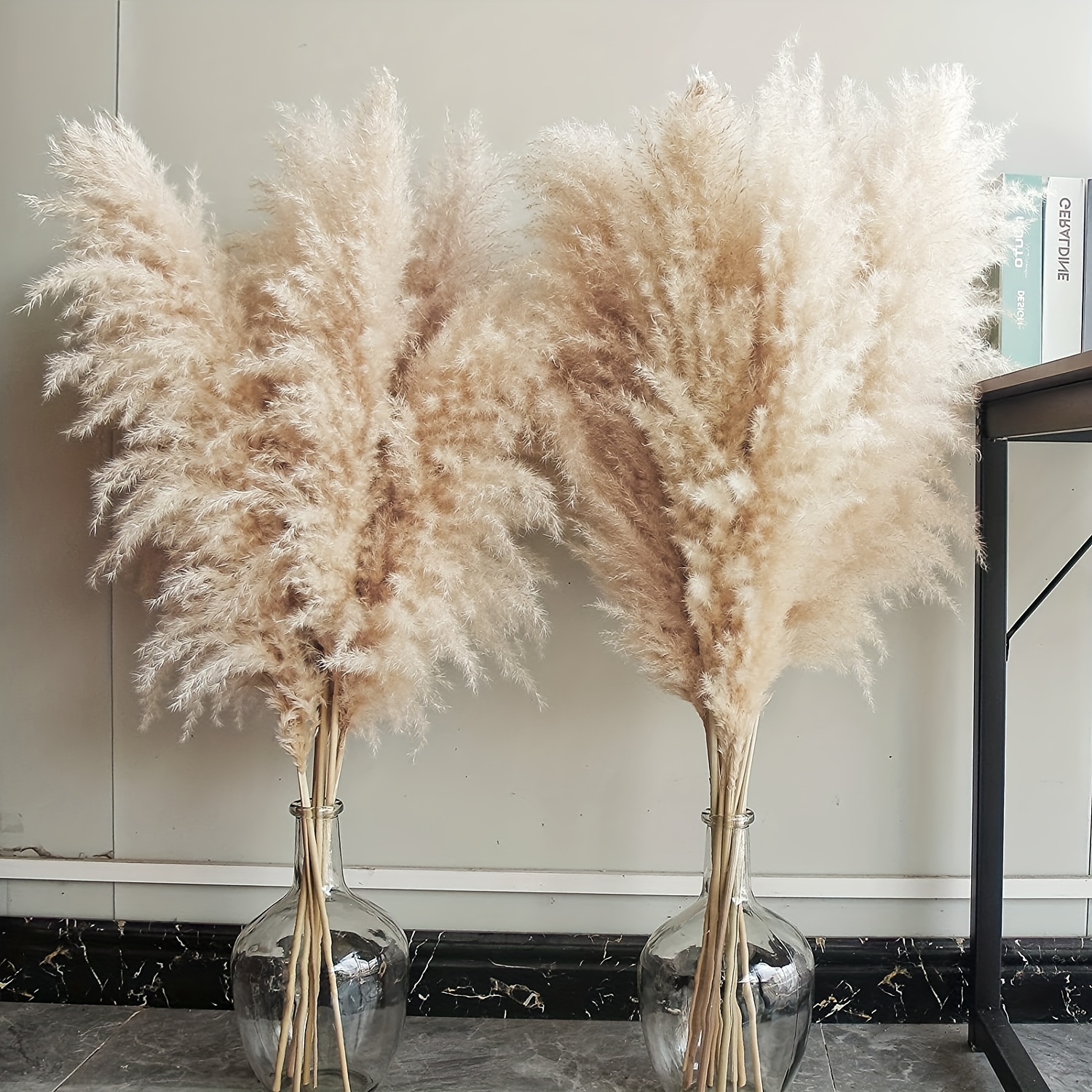 7pcs Black Artificial Pampas Grass 55cm/21.65in Fluffy Faux Flower,  Bohemian Style Home Decoration, Fall Decoration, Flower Arrangement Filler  For Farmhouse, Wedding Decoration, Halloween Decoration