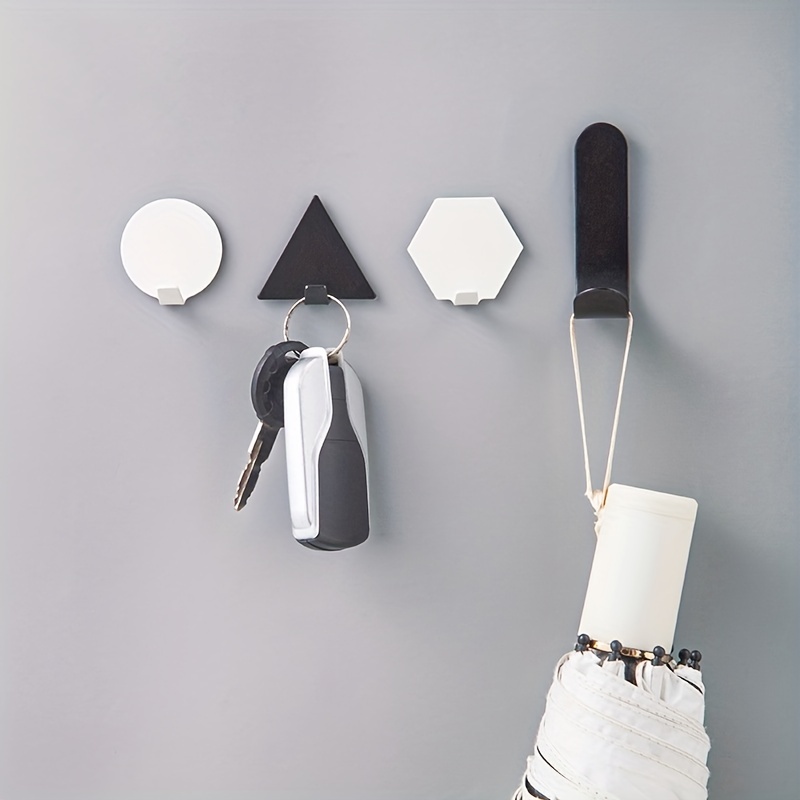 Geometric discount wall hooks