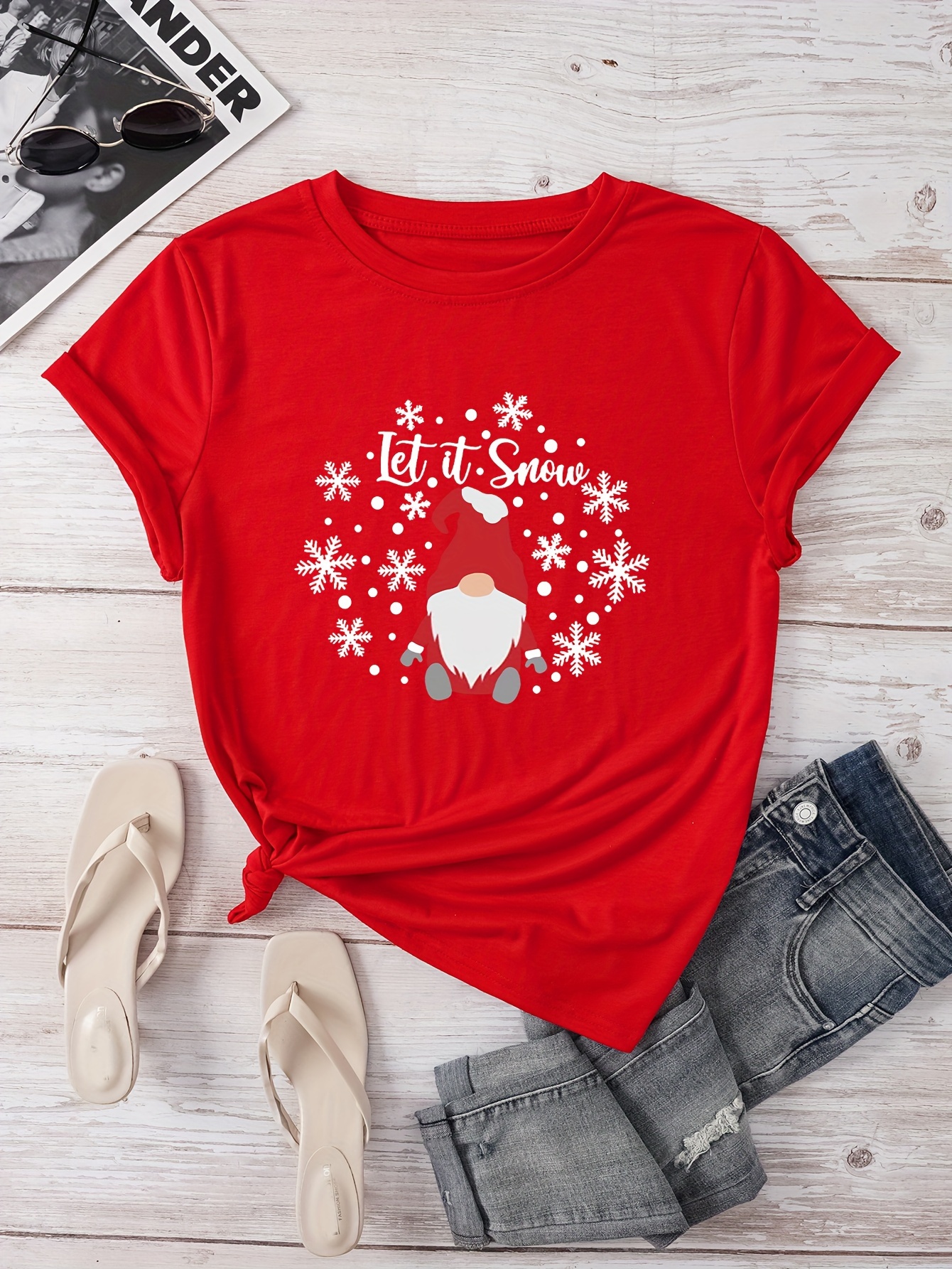 Women's Christmas Santa Snowflake Print T-Shirt Vibrant Red Casual  Round Neck Tee with &*;*&*; Design, Machine Washable Holiday Top for Spri