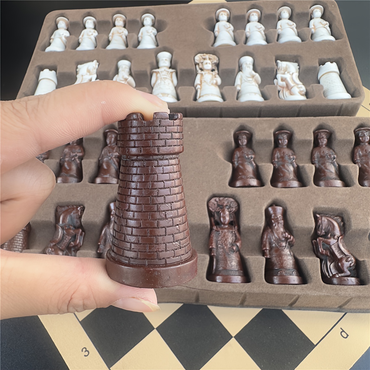 14+ Antique Wooden Chess Set
