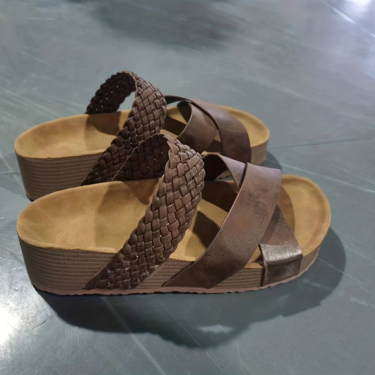 Women's Platform Slide Sandals, Cross Strap Braided Band Slip On Shoes,  Casual Non Slip Outdoor Slides