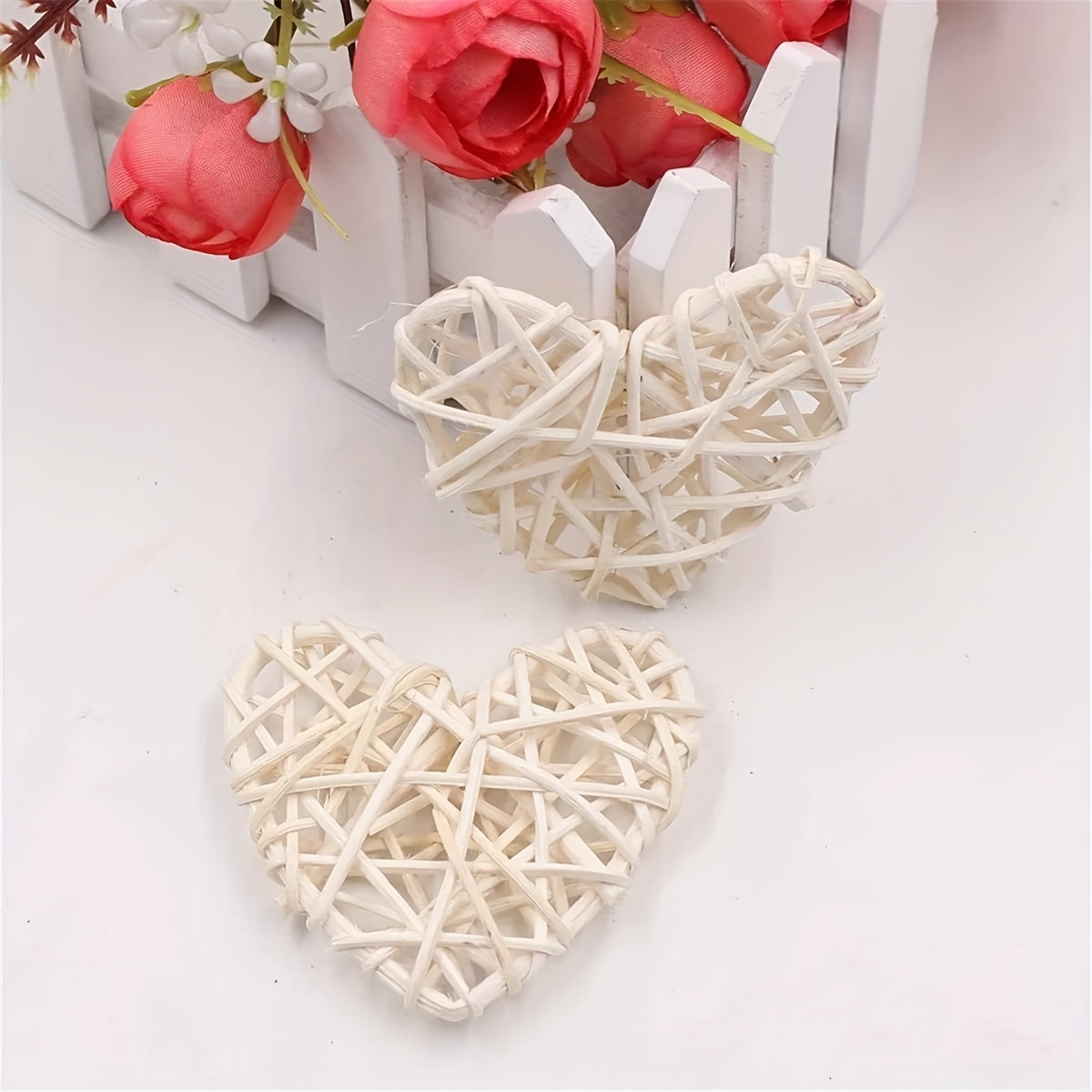 Geosar 24 Pieces Heart Rattan Balls, Valentines Day Rattan Balls Natural  Wicker Heart Shaped Balls 4 Colors for Valentine's Day Wedding DIY Craft  Home