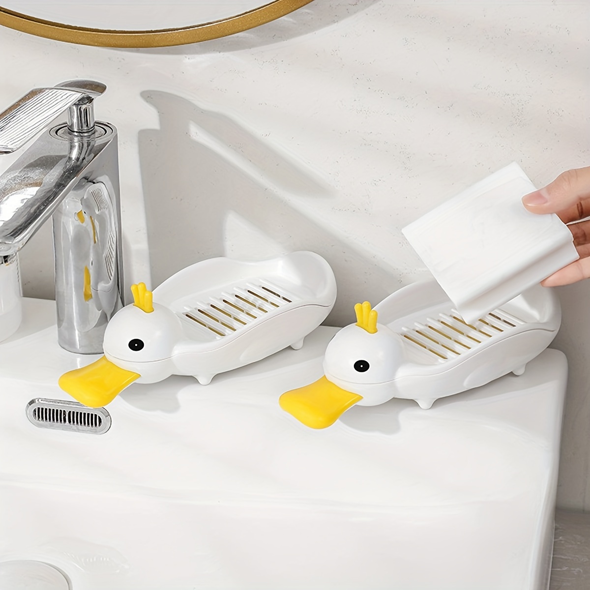 Cute Duck Shaped Soap Dish, Plastic Drain Soap Tray, Self Draining