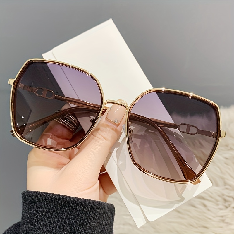 Tortoiseshell Square Fashion Sunglasses For Women Men Retro 90s Uv400 Sun Shades  Glasses For Summer Beach Travel - Temu