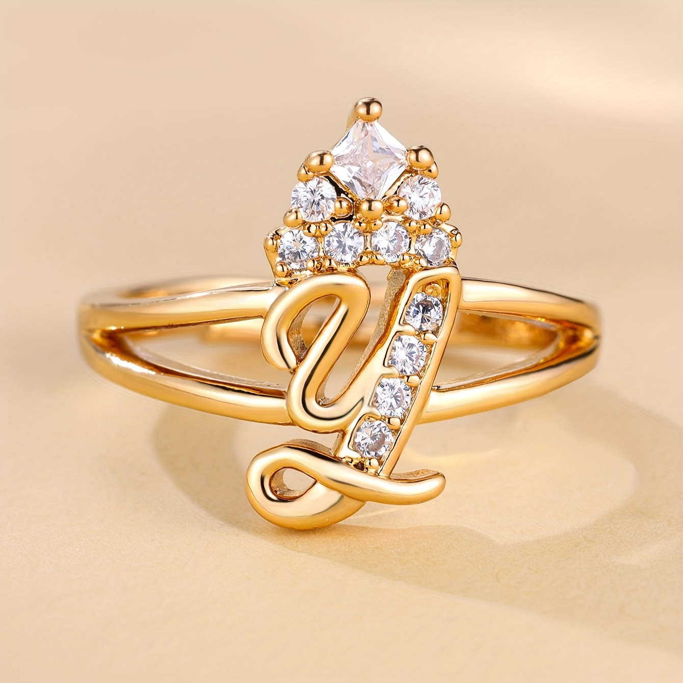 P 2025 letter ring