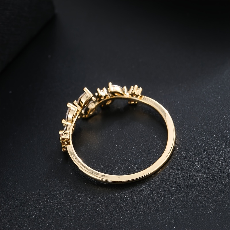Leaf Ring Copper Material Synthetic Zirconia for Daily and Party Occasions
