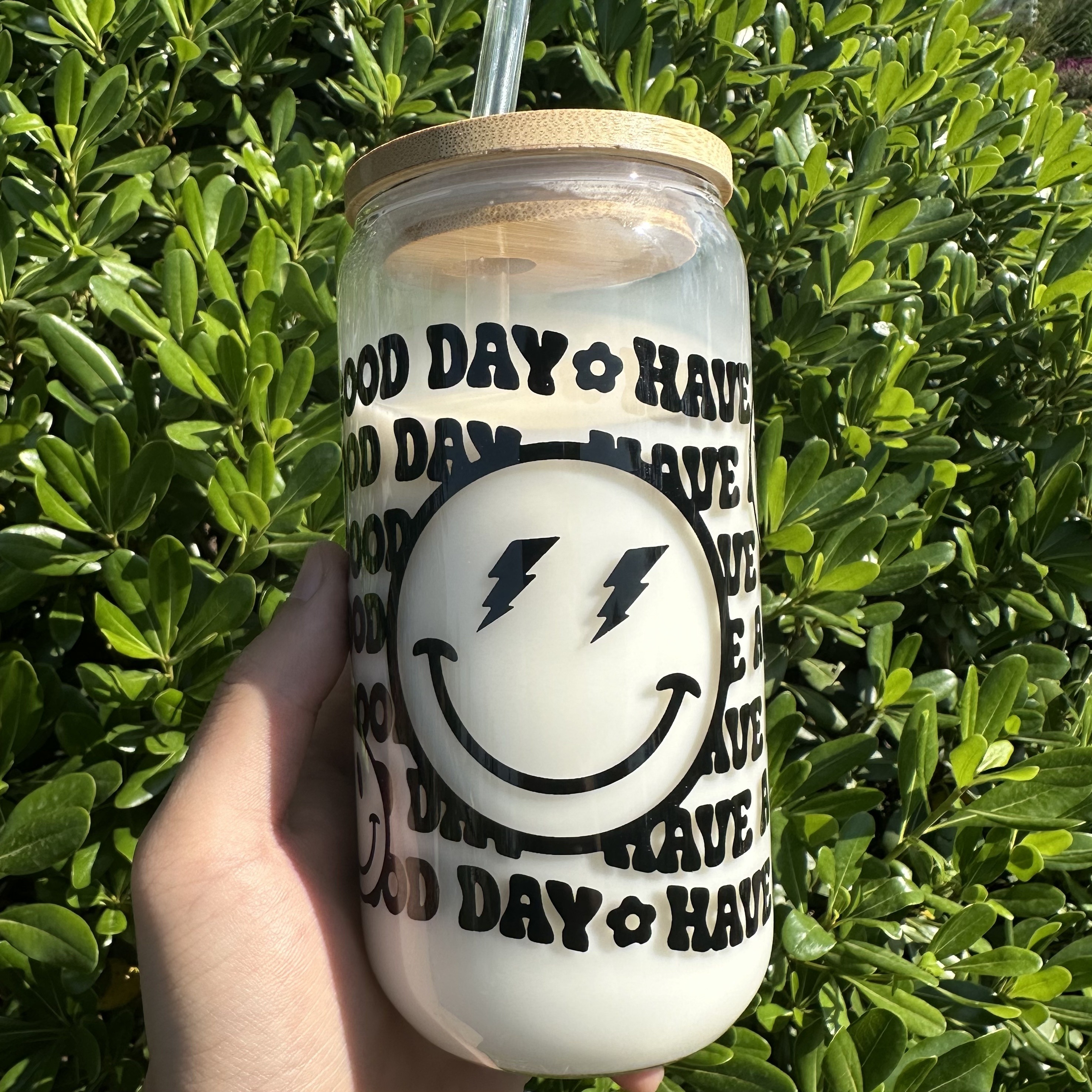 Happy Face Glass, SMILEY FACE GLASS Can, Be Happy Coffee Cup, Emoji Face  Glass Tumbler, Bamboo Lid and Straw, Beer Can Glass Cup Bamboo Lid 