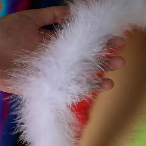 Tira de Boa de plumas blancas para decoración de árbol de Navidad, cinta de  Navidad, guirnalda de fiesta, 2M - AliExpress