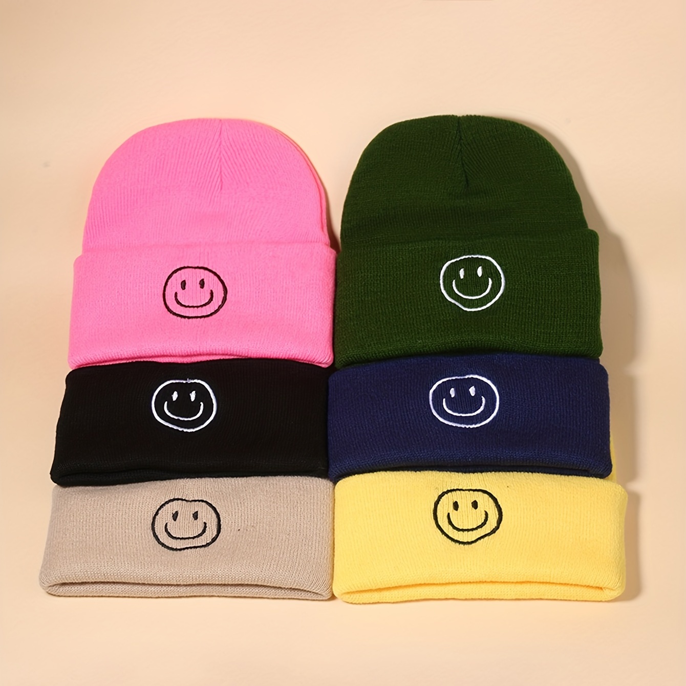 

Smiling Embroidery Graphic Beanie Solid Color Knit Hats Lightweight Skull Cap Casual Couple Beanies For