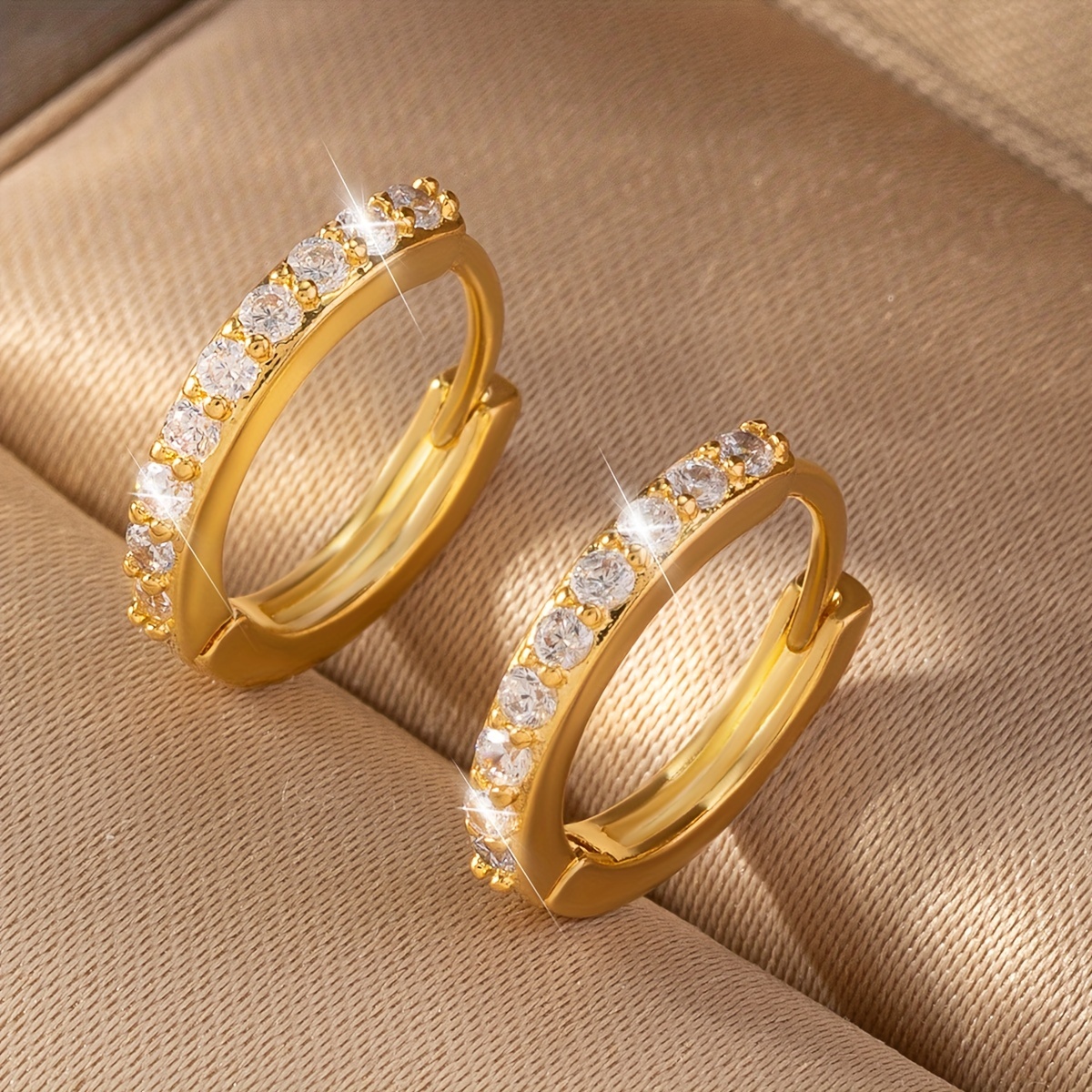Copper Zirconia Earrings with Circle Design