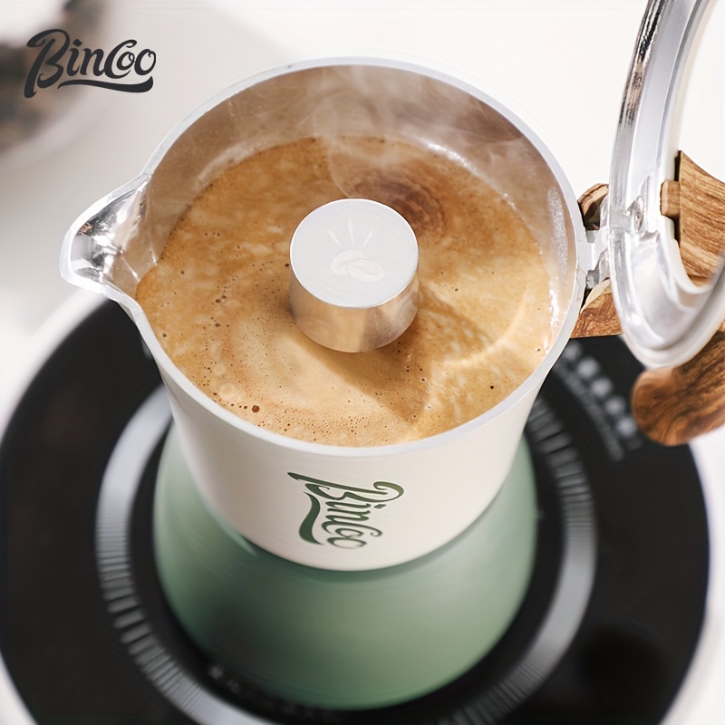 How to Make Coffee with a Moka Pot - Naivo Café