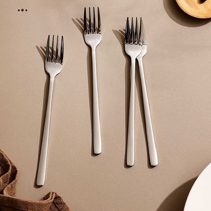  Hiware Juego de cubiertos de 24 tenedores y cucharas de acero  inoxidable de grado alimenticio para el hogar, cocina y restaurante, pulido  con espejo, apto para lavavajillas : Salud y Hogar