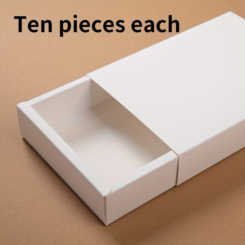 Versatile white cardboard projects Items 