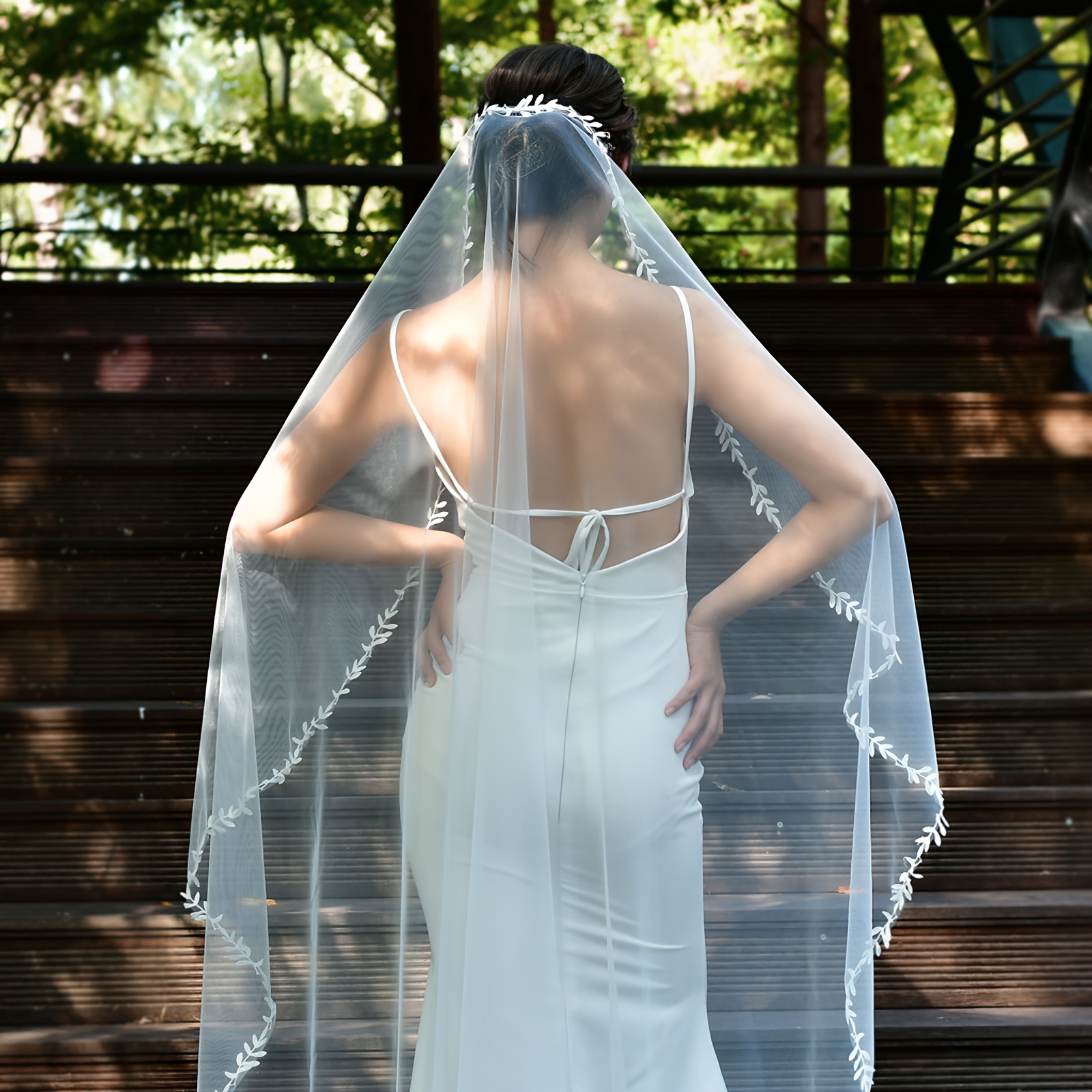 Products - plain-edged-veil - plain-edged-veil