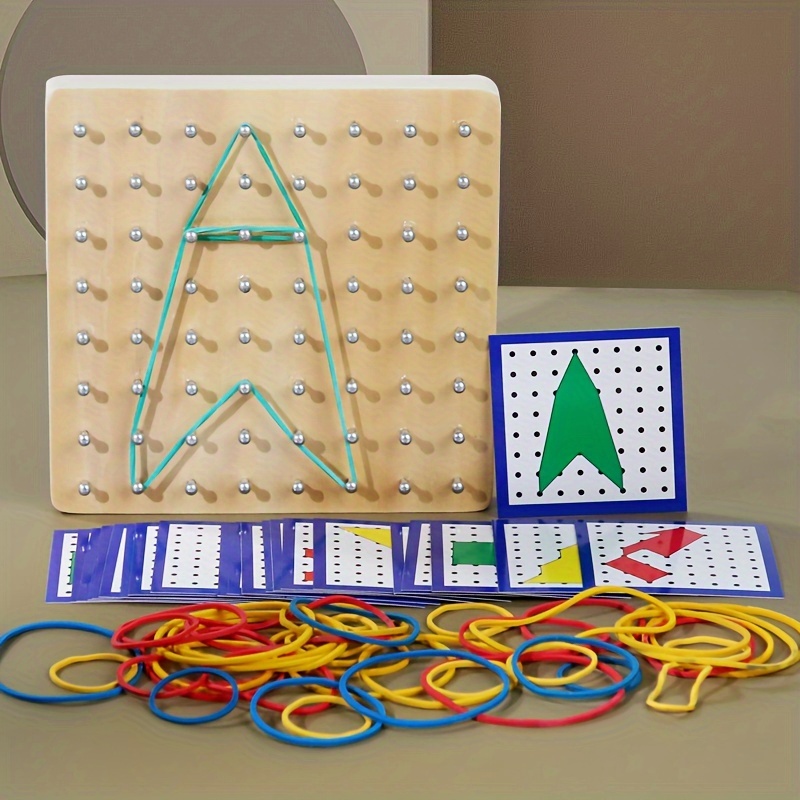 Jouet de géoplan en bois avec cartes à motifs Puzzle éducatif pour